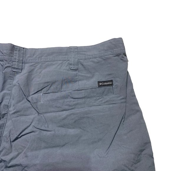 Columbia Washed Out Shorts Mens Size 42 Gray Ash Flat Front - Picture 3 of 7